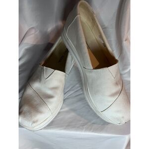Tom's Sneaker, White, Size 9.5